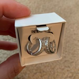 Women’s earrings